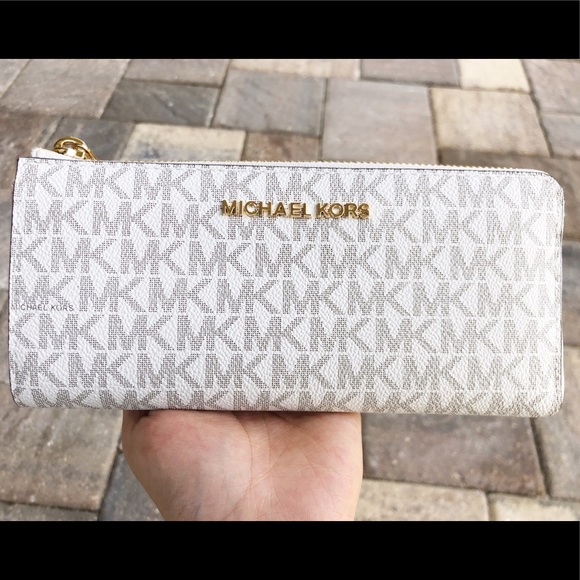 Michael Kors 3/4 zip wallet vanilla mk pink - Picture 3 of 7